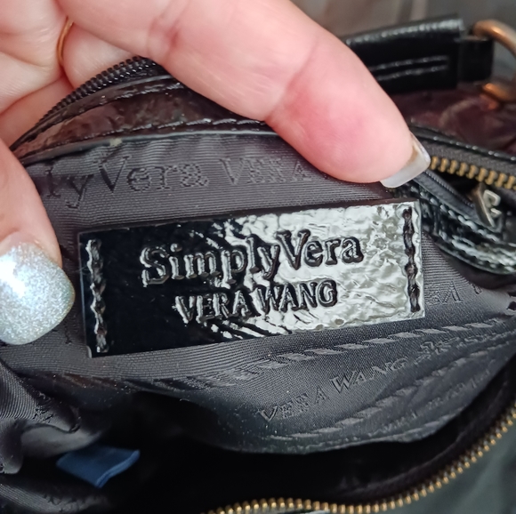 Purple Simply Vera Handbag 👜 💜 - Picture 8 of 13